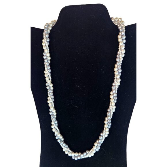 Faux Pearl Necklace Lot  - Classic & Unique Designs Multi-Strand & Single-Strand - Picture 4 of 16